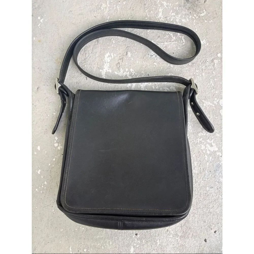 Coach vintage Legacy black bat